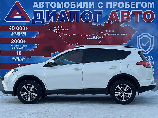 Toyota RAV4 Style, 2017 года, пробег 133438 км