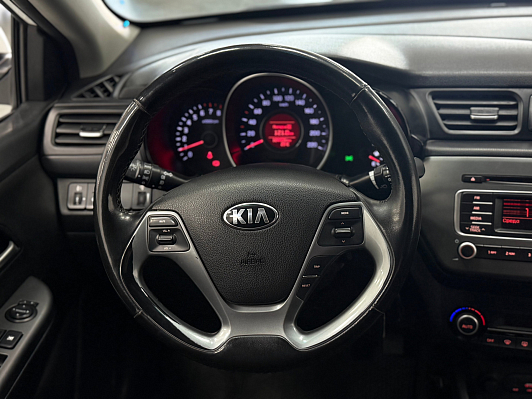 Kia Rio, 2017 года, пробег 125000 км