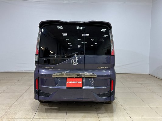 Honda Stepwgn, 2016 года, пробег 103370 км
