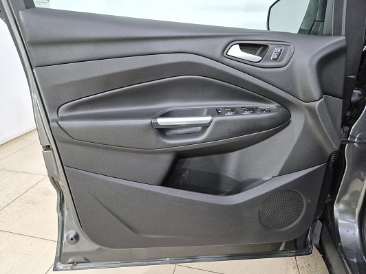 Ford Kuga Trend Plus (2017), 2018 года, пробег 107260 км