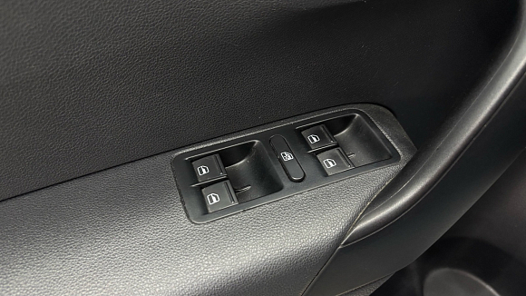 Volkswagen Polo SELECT, 2020 года, пробег 71000 км