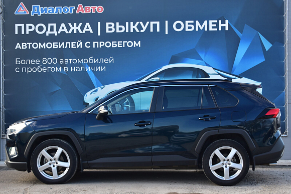 Toyota RAV4 Комфорт, 2020 года, пробег 58494 км