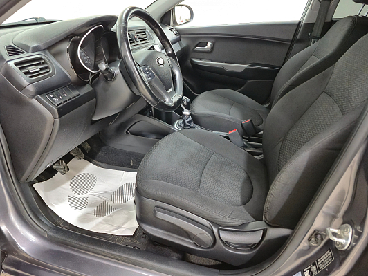 Kia Rio Luxe, 2016 года, пробег 109854 км
