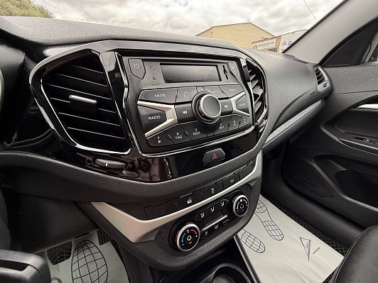 Lada (ВАЗ) Vesta Comfort Image, 2018 года, пробег 102000 км