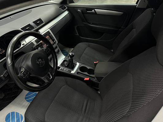 Volkswagen Passat Trendline, 2012 года, пробег 223900 км