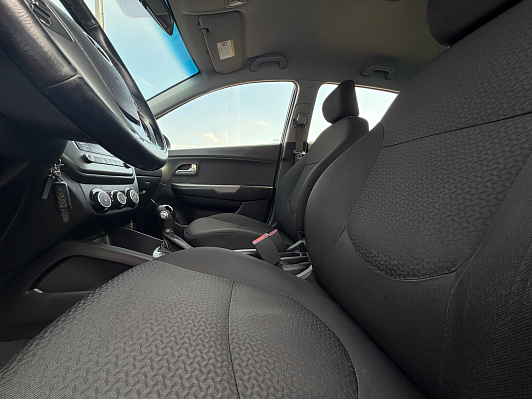 Kia Rio Comfort Аудио, 2015 года, пробег 37000 км