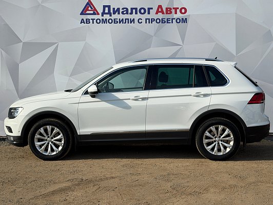 Volkswagen Tiguan CONNECT, 2017 года, пробег 278000 км