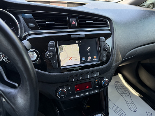 Kia Ceed Premium, 2018 года, пробег 114396 км