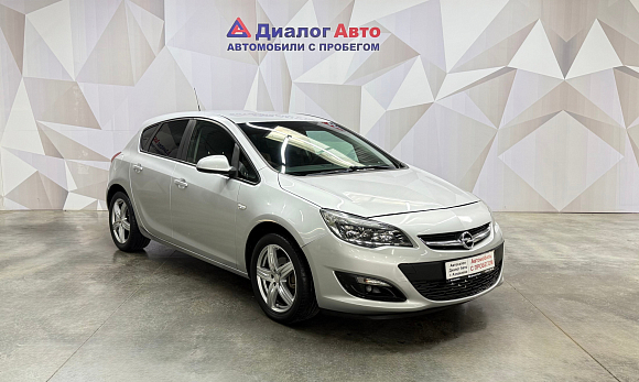 Opel Astra Cosmo, 2013 года, пробег 220132 км