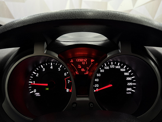 Nissan Juke SE+, 2012 года, пробег 139800 км