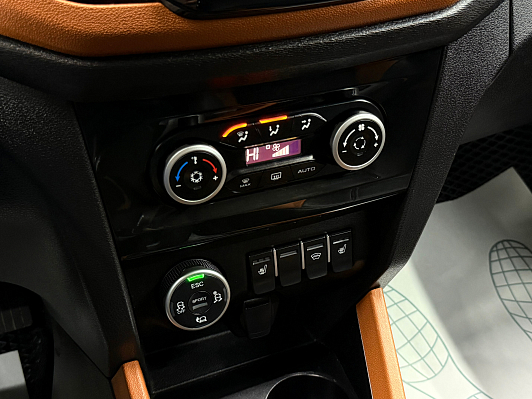 Lada (ВАЗ) XRAY BLACK, 2019 года, пробег 100156 км