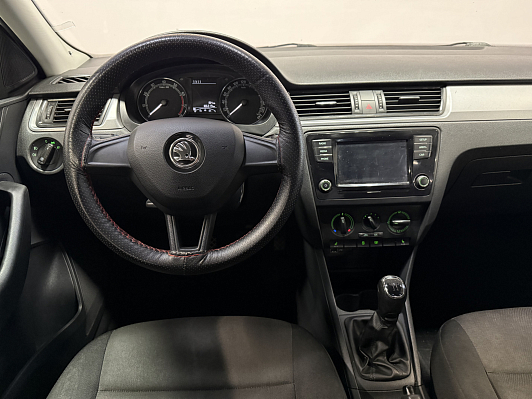 Skoda Rapid Hockey Edition Active, 2019 года, пробег 186000 км