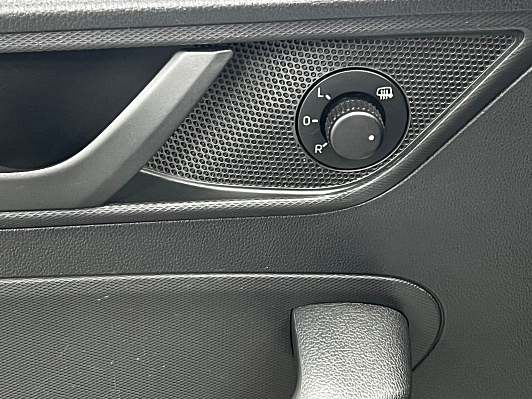 Skoda Rapid Ambition, 2015 года, пробег 150111 км