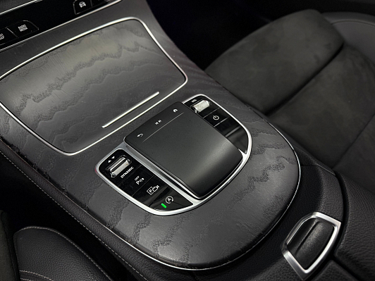 Mercedes-Benz E-Класс, 2021 года, пробег 75642 км