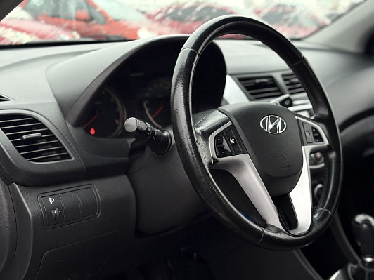 Hyundai Solaris Comfort, 2012 года, пробег 181345 км