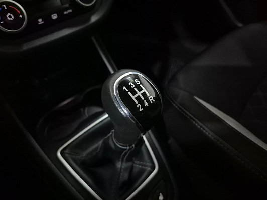 Lada (ВАЗ) Vesta Luxe, 2019 года, пробег 69364 км