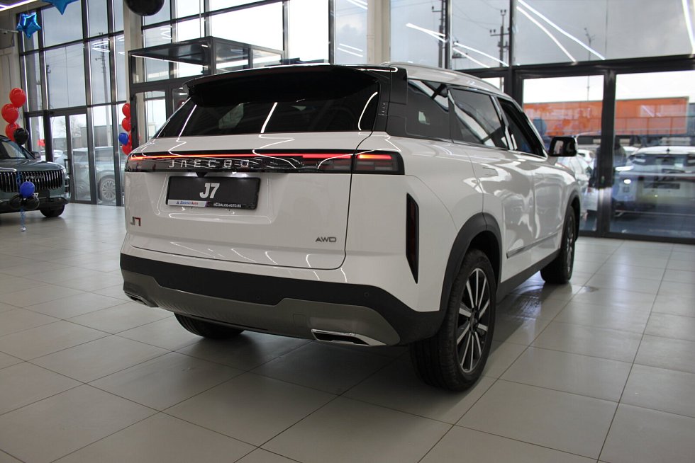 Jaecoo J7 Комфорт, белый
