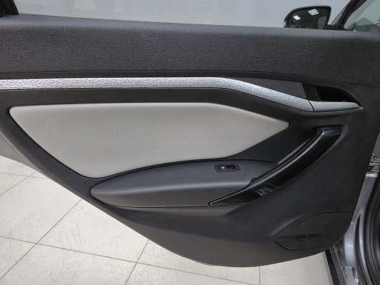Lada (ВАЗ) Vesta Luxe, 2019 года, пробег 114639 км