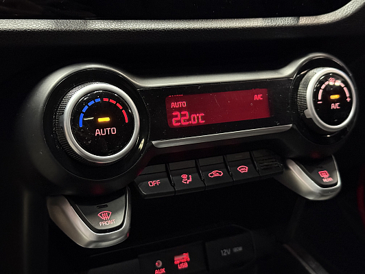 Kia Rio Prestige AV, 2017 года, пробег 101111 км