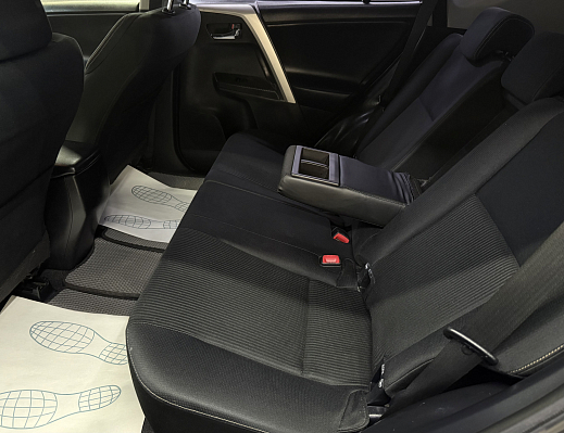 Toyota RAV4, 2013 года, пробег 168591 км