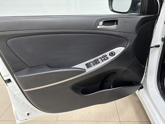 Hyundai Solaris, 2016 года, пробег 197461 км