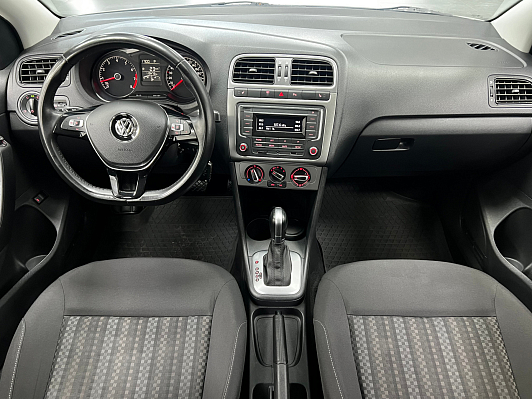 Volkswagen Polo Comfortline, 2020 года, пробег 119415 км