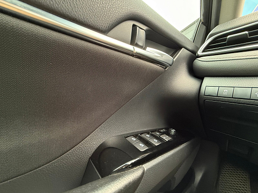Toyota Camry Элеганс Safety, 2019 года, пробег 128500 км
