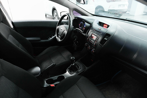 Kia Cerato Comfort, 2013 года, пробег 215000 км