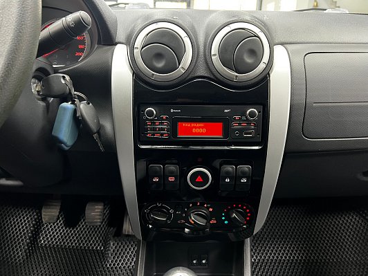 Lada (ВАЗ) Largus Quest (7 мест), 2020 года, пробег 106635 км