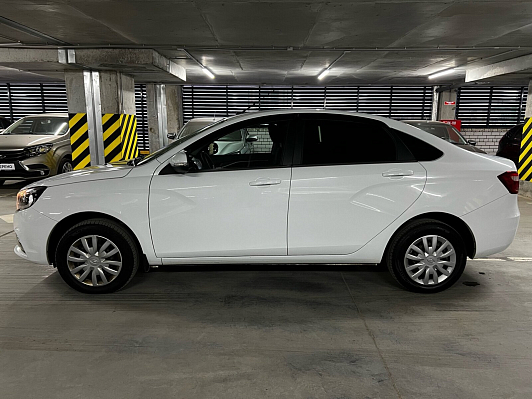 Lada (ВАЗ) Vesta Luxe, 2019 года, пробег 74000 км