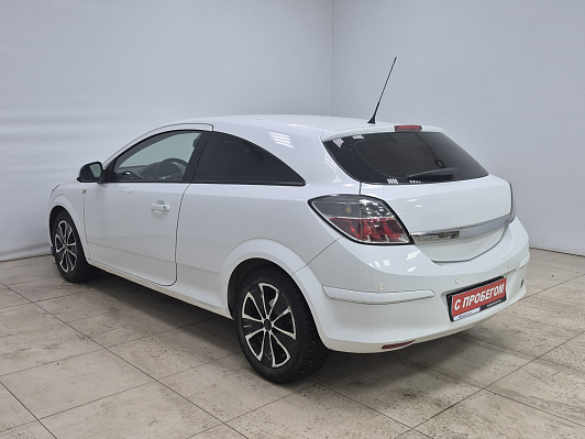 Opel Astra, 2011 года, пробег 164212 км