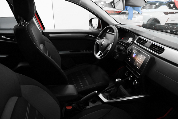 Renault Arkana Drive, 2021 года, пробег 83450 км