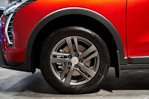Haval Jolion Tech+, красный