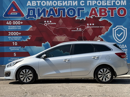 Kia Ceed Premium, 2018 года, пробег 114396 км