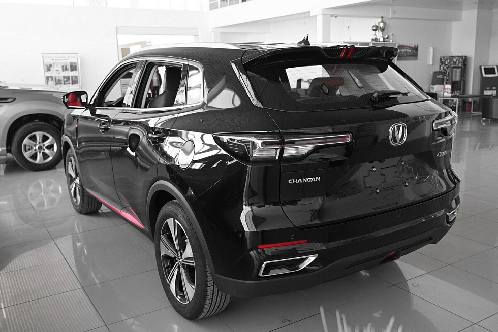 Changan CS55 Plus Luxe, черный