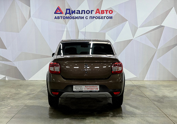 Renault Logan Stepway Life, 2019 года, пробег 113959 км