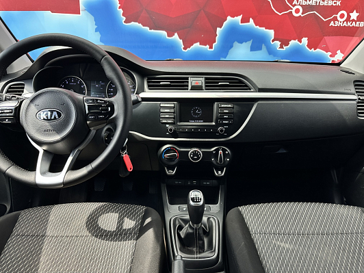 Kia Rio Comfort, 2019 года, пробег 114800 км