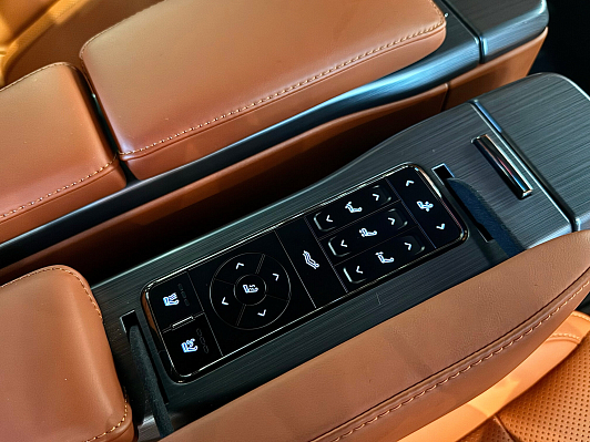 Polar Stone (Jishi) 01 Exclusive (6 seats), 2023 года, пробег 32448 км