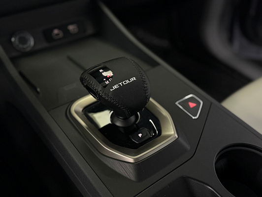 JETOUR DASHING Комфорт, 2023 года, пробег 72721 км