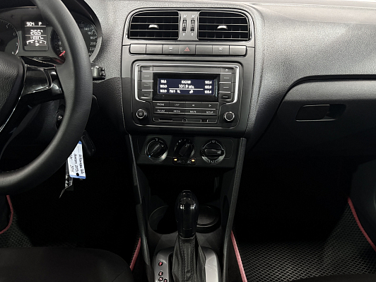 Volkswagen Polo Trendline, 2019 года, пробег 112336 км
