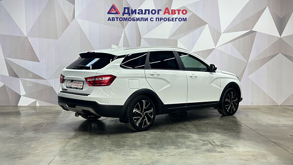 Lada (ВАЗ) Vesta Luxe, 2019 года, пробег 174351 км