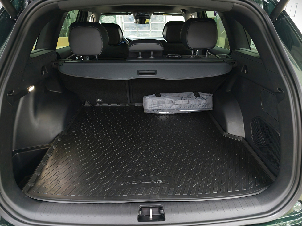 Geely Monjaro Flagship SE, зеленый