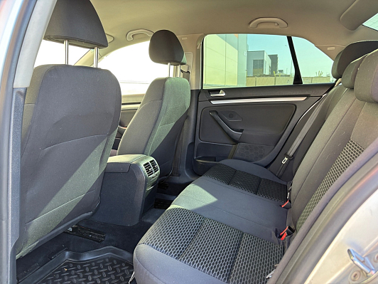Volkswagen Jetta Trendline, 2010 года, пробег 214550 км