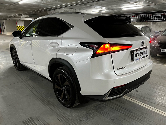 Lexus NX Black Vision, 2020 года, пробег 90000 км