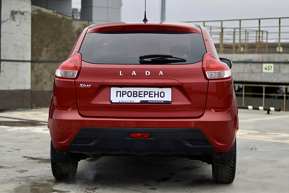 Lada (ВАЗ) XRAY Comfort, 2017 года, пробег 110000 км