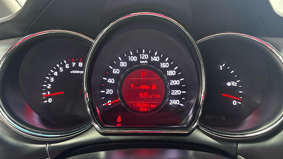 Kia Ceed Prestige, 2014 года, пробег 174996 км