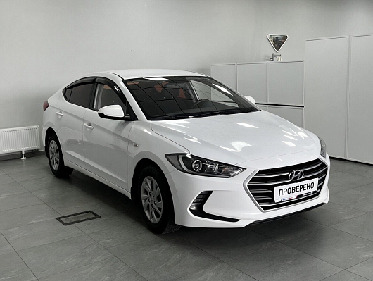 Hyundai Elantra Start, 2017 года, пробег 173500 км