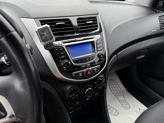 Hyundai Solaris Optima, 2011 года, пробег 275000 км