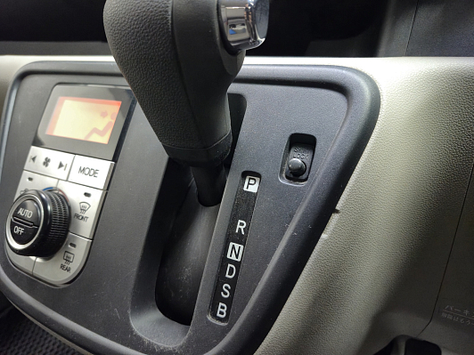 Toyota Passo, 2016 года, пробег 146867 км
