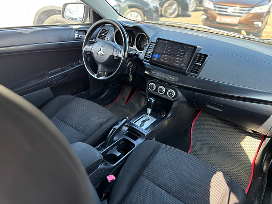 Mitsubishi Lancer, 2010 года, пробег 175246 км